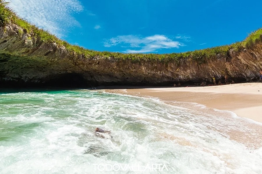 Marietas Island Discovery – Panoramic View of Puerto Vallarta Coast